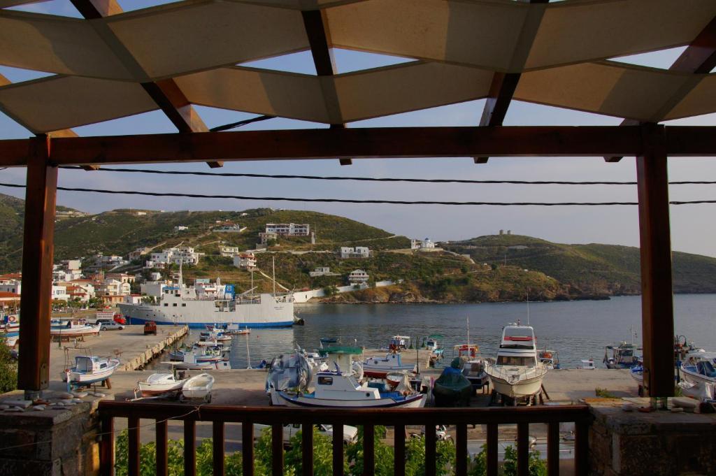 Archipelagos Hotel Fourni Ikaria Exterior foto