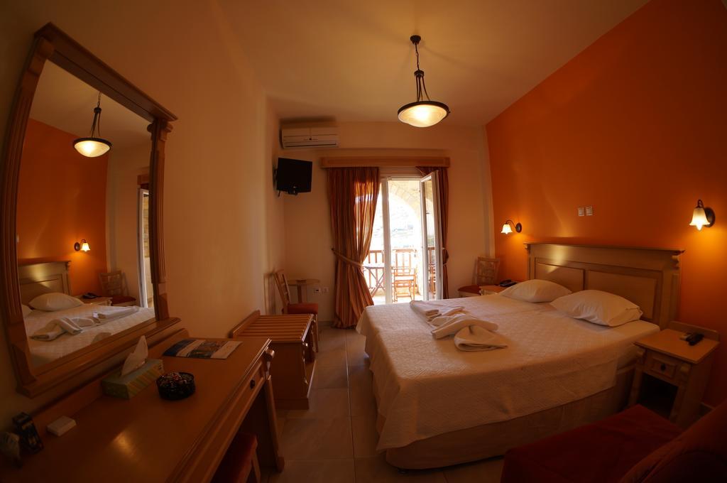 Archipelagos Hotel Fourni Ikaria Exterior foto